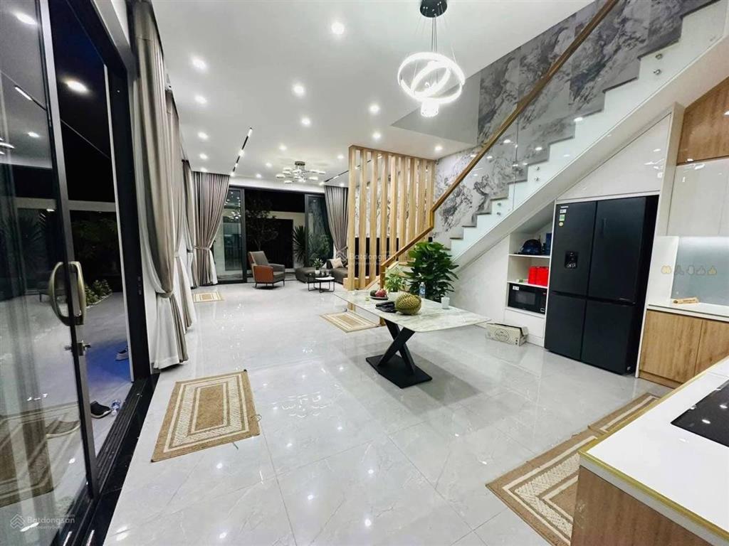 Siêu phẩm bán mt huỳnh khương ninh, tân định, quận 1  4 x 20m  3 tầng. hđt 55tr/th. giá 24.5 tỷ