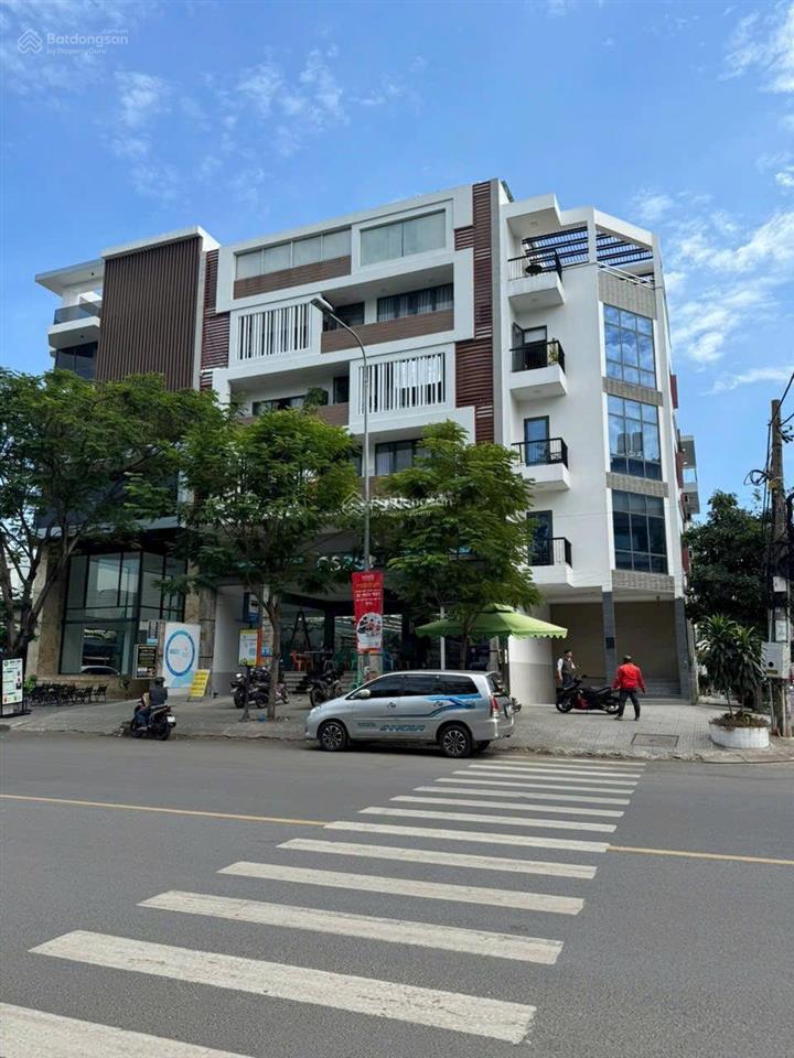 Bán nhà siêu vị trí mặt tiền trần hưng đạo, p1, quận 5 ngang 8x25m 5 tầng. hđt 100tr/th 85 tỷ