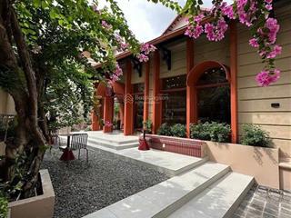 Bán villa sân vườn lõi trung tâm quận 3 pasteur  21 x 25m(280m2) 3 tầng hđt 7000usd/th 160 tỷ