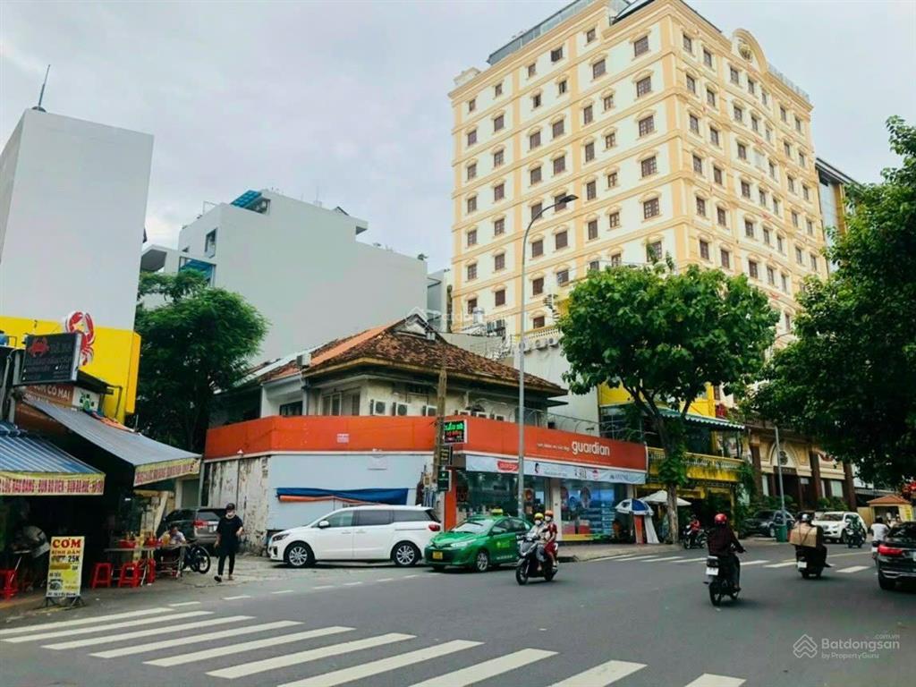 Bán tòa nhà buillding mặt tiền cô bắc, quận 1  7x38m(230m2)hầm+9 tầng. hđt 350tr/th giá 110 tỷ