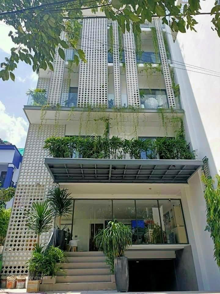 Bán tòa nhà chdv 32p hđt 160tr/th  ngay ga t3 văn chung, tân bình  6.5x28mhầm+5 tầng,tm  26tỷ