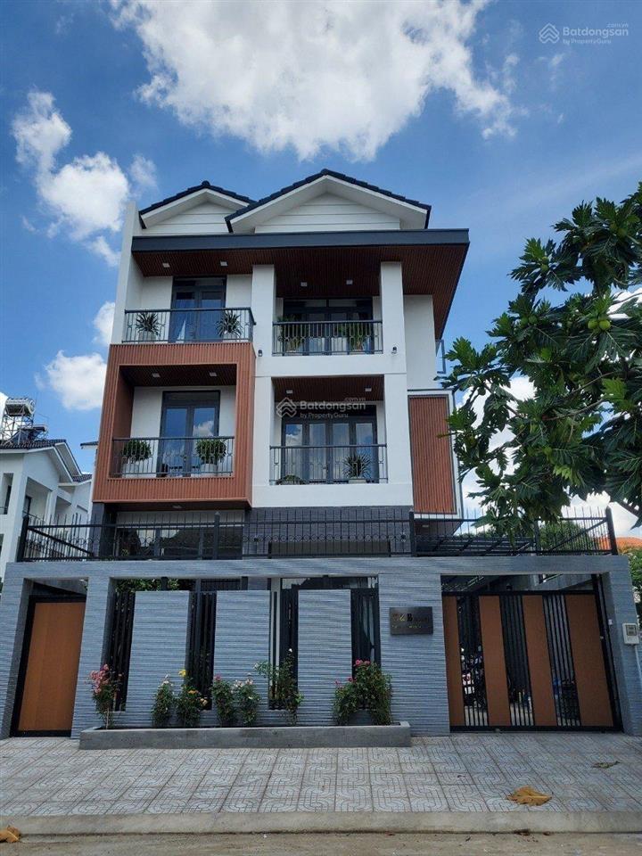 Siêu tốt  bán nhà mặt tiền đường c1, p13, tân bình. 6.1x49m(241m2)  4 tầng. chỉ 30 tỷ