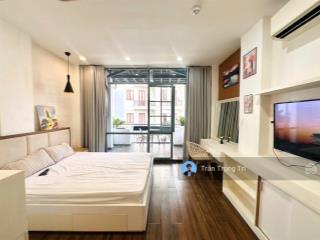 Cho thuê chung cư mini dạng studio cao cấp, cửa sổ, ban công thoáng ngay nguyễn cửu vân