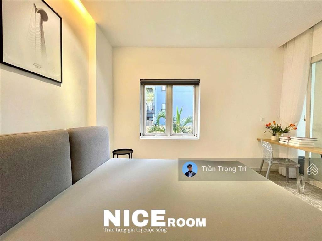Cho thuê căn hộ studio mới 100%, ban công, đầy đủ ánh sáng ngay ngô tất tố, bình thạnh