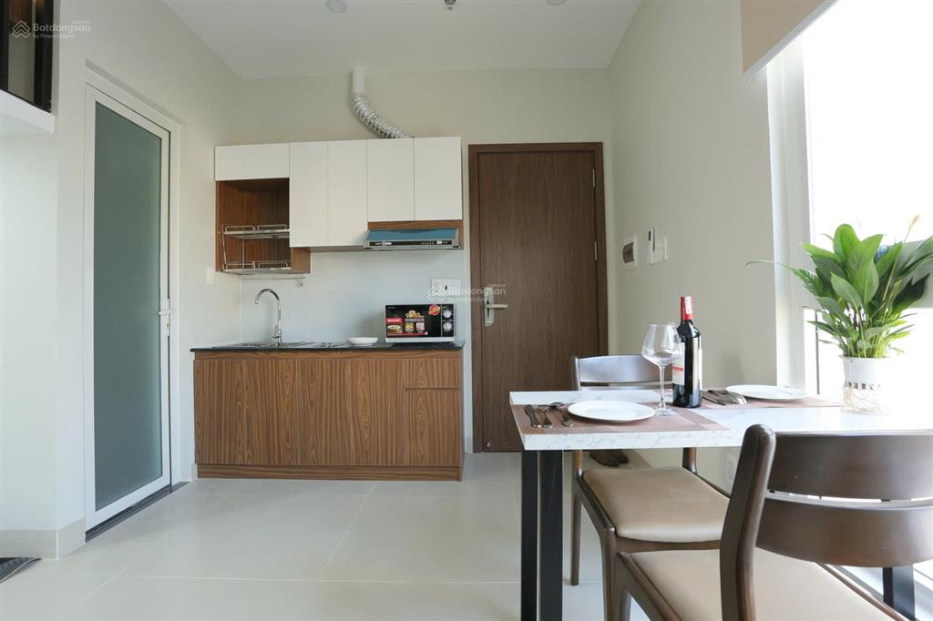 Cho thuê duplex nhỏ xinh ngay ngã tư hàng xanh, giá tốt, gần các trường đại học