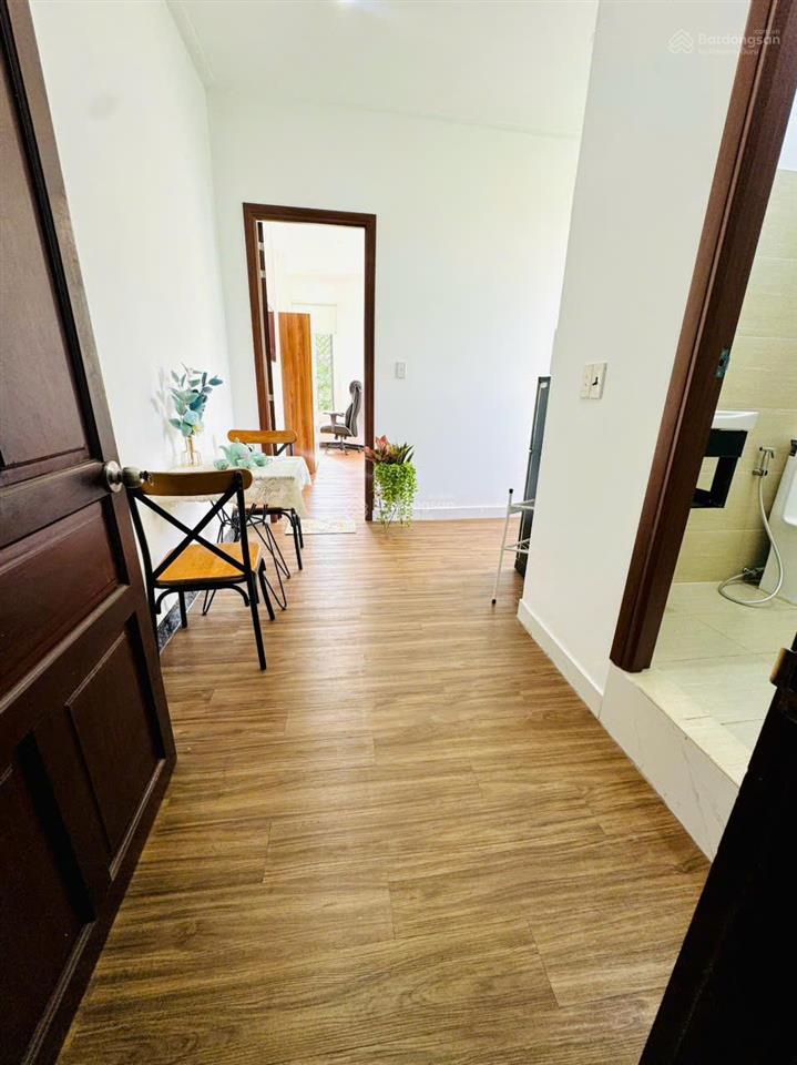 Cho thuê căn hộ 1pn, ban công siêu thoáng ngay ngô tất tố, đầy đủ nội thất, máy giặt riêng