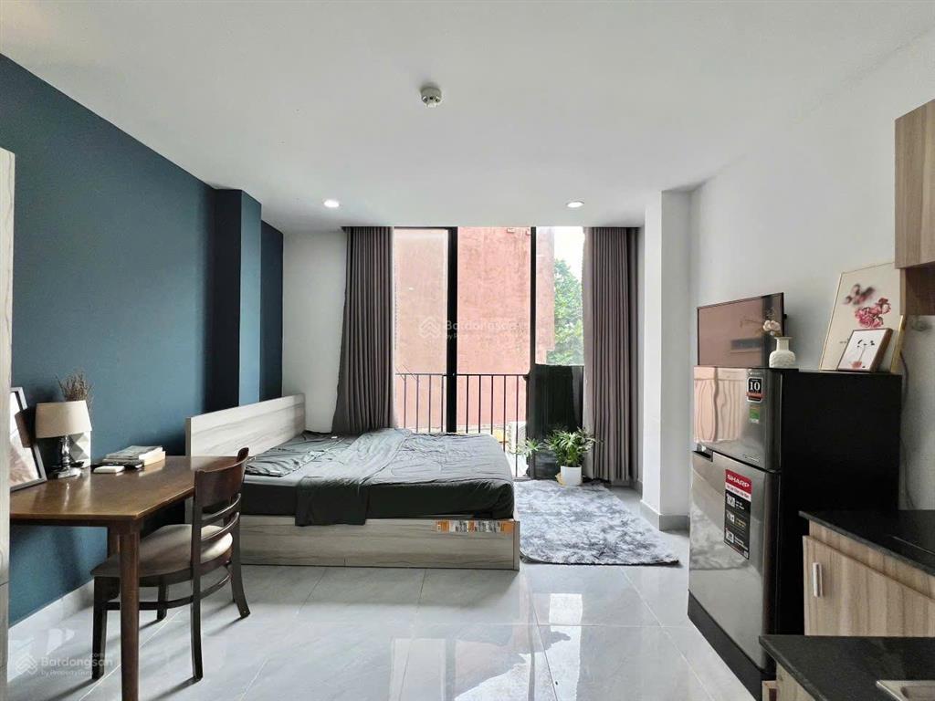 Khai trương căn hộ studio, ban công, full nội thất gần ngã tư hàng xanh, điện biên phủ