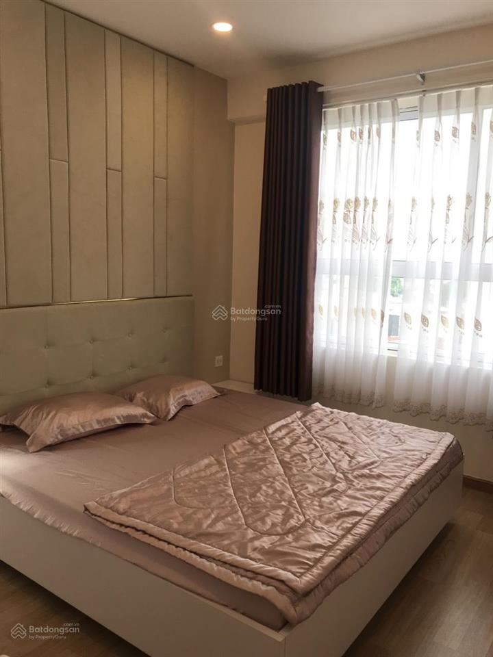 Bán trục căn đẹp  căn góc 3pn 82m2  view hồ bơi  nội thất đầy đủ, richstar novaland