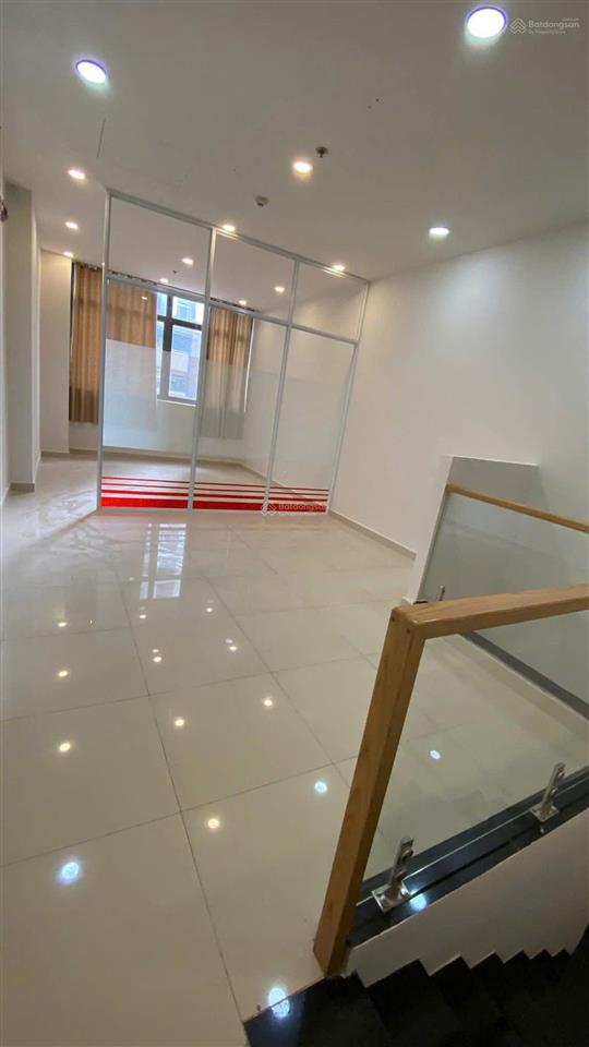 Bán 2 shophouse liền kề mặt tiền đường hoà bình ~220 m2 cc richstar, đang có hợp đồng thuê 50 triệu