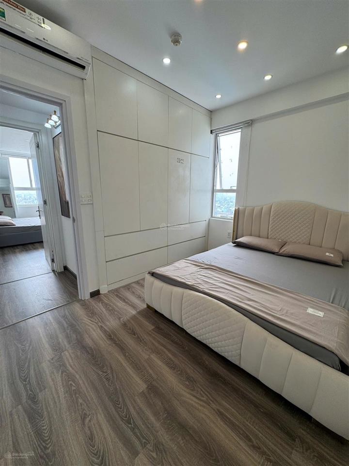 Chính chủ bán  căn góc 3pn 90m2 to nhất  view thành phố  nội thất đầy đủ, nhà mới