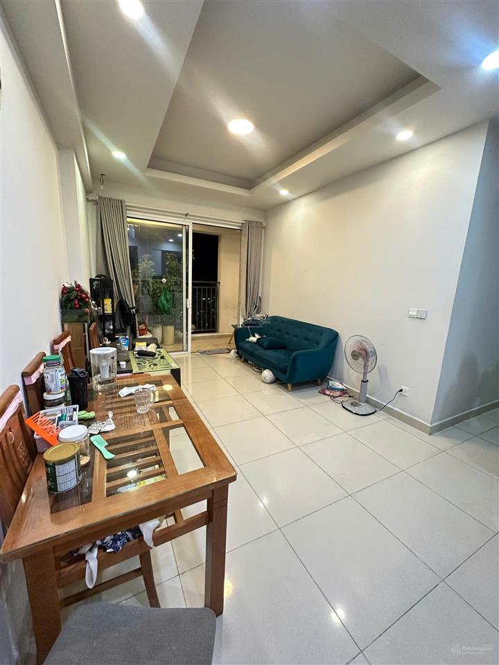 Bán căn 3pn, 2wc 80m2, đủ nội thất, khu 1, nhìn hồ bơi, có sẵn hđ thuê