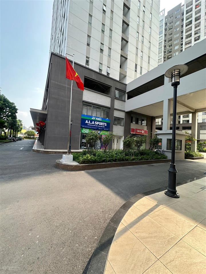 Cho thuê shophouse richstar 2 mặt tiền đẹp ngay góc ngã tư đường hoà bình  tô hiệu