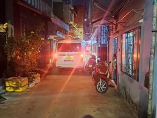 Cực kỳ hiếm 63m hẻm 4m thông tứ tung giá chỉ 5.x tỷ vị trí bình long, giáp tân phú