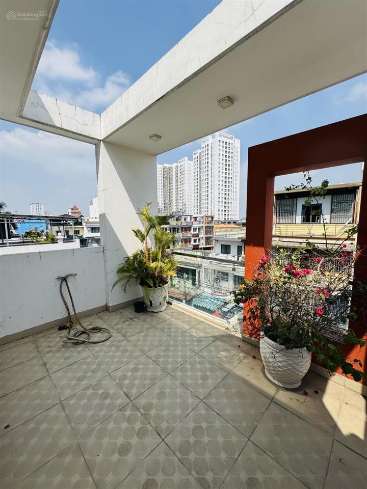 Mặt tiền đường 12m 4 tầng sát đầm sen kinh doanh đỉnh chỉ 10.tỷ