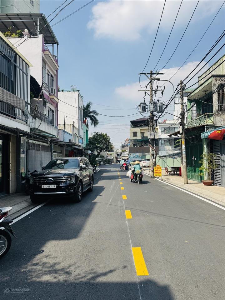 Mặt tiền đường 12m 4 tầng sát đầm sen kinh doanh đỉnh chỉ 10.tỷ