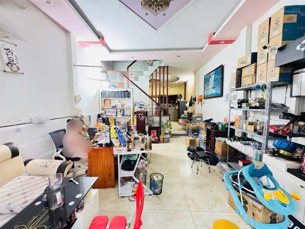 Nhà đẹp luỹ bán bích, tân phú 81m vuông vức giá chỉ 7.3 tỷ hẻm 3.5 m thông thương