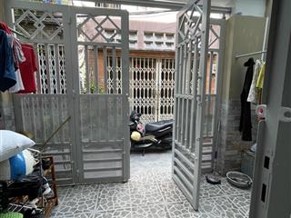 Hẻm ô tô hòa bình tân phú ô tô đậu trước nhà nhà chính chủ một đời ở lâu năm, giữ gìn