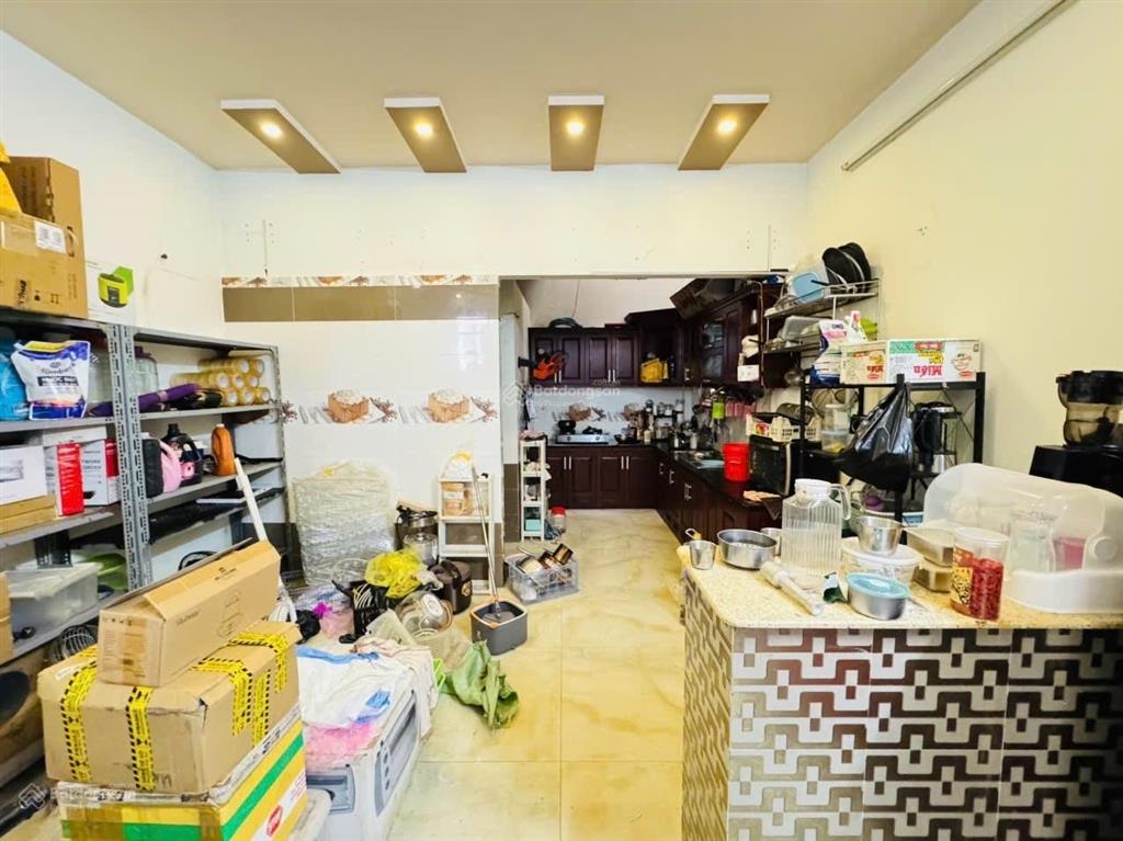 Nhà đẹp luỹ bán bích tân phú diện tích lớn 82m (4.5 x 19) vuông vức hẻm 3m thông thoáng