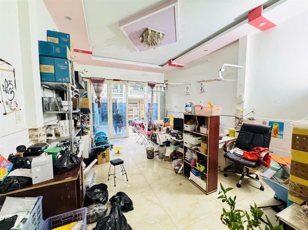 Nhà đẹp luỹ bán bích tân phú diện tích lớn 82m (4.5 x 19) vuông vức hẻm 3m thông thoáng