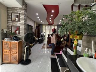 Nhà mặt phố trần thủ độ, 5,6 tỷ, 56m² view đẹp, hot! hiếm không lộ giới không lỗi phong thủy