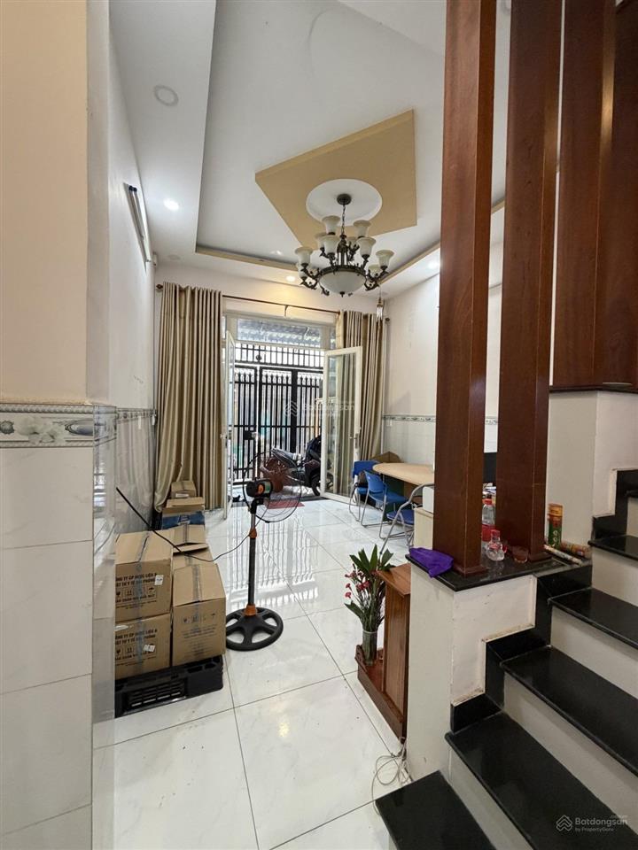 Bán nhà riêng tại tân hương, 8,3 tỷ, 68 m2, 5pn, 4wc