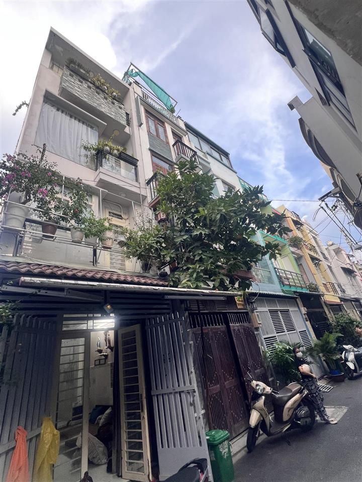 Bán gấp nhà riêng 4pn, 3wc tại gò dầu, giá cực chất 6,3 tỷ, 42m2