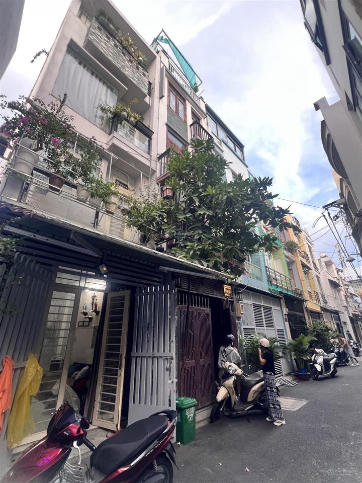 Bán gấp nhà riêng 4pn, 3wc tại gò dầu, giá cực chất 6,3 tỷ, 42m2