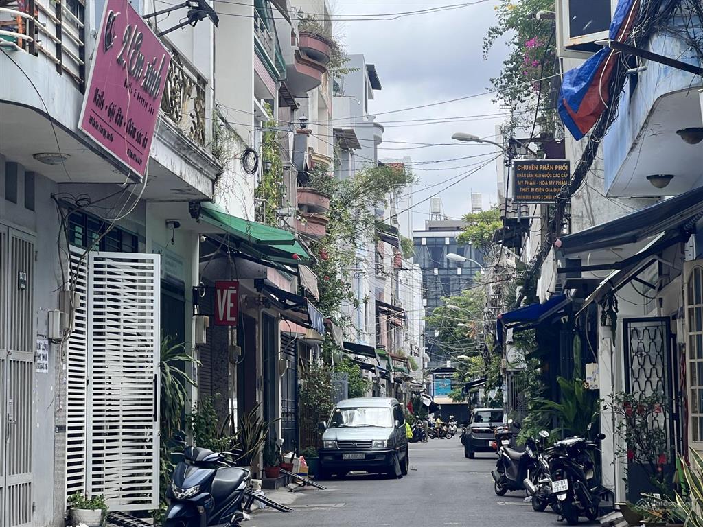 Hẻm xe tải, nhà ko lộ giới đ/c  gò dầu tân sơn nhì chính chủ một đời