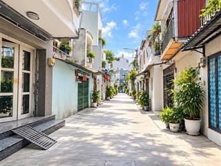 Tô hiệu tân phú | ô tô đậu cửa | nhà mới vào ở liền 76m m2 3pn 6,570 tỷ