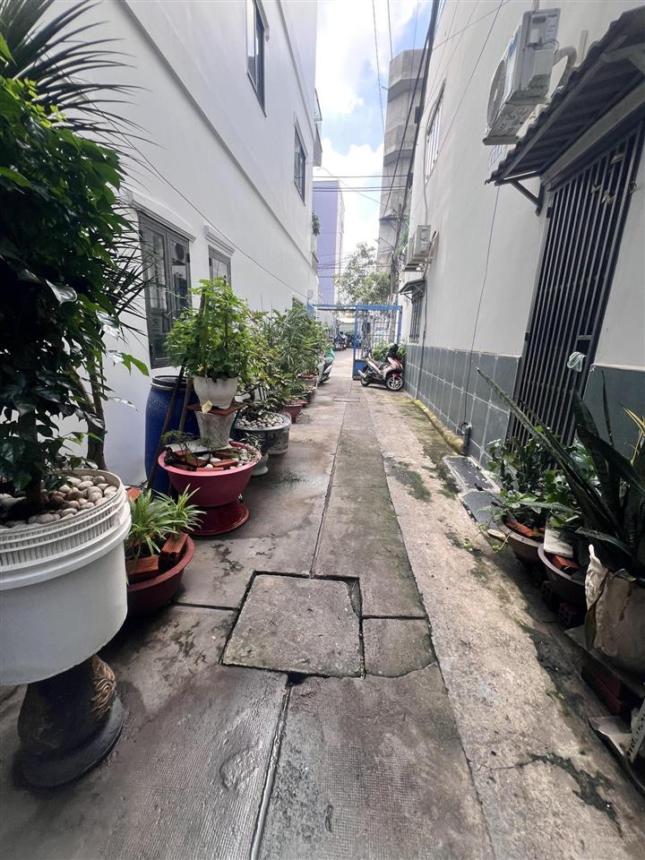 Giá nổi bật 5.5 tỷ cực hiếm giá cực mềm chính chủ một đời lý thánh tông tân phú 5.20*15