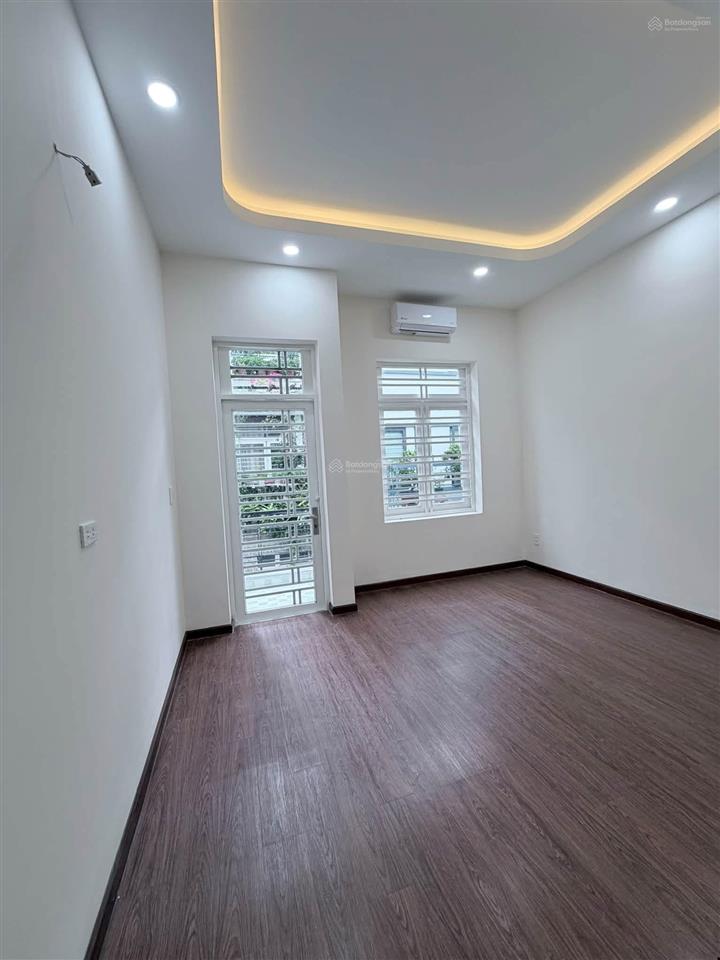 Bán np 4pn, 4wc, 100m2 tại tây thạnh, 10,99 tỷ, view đẹp hàng hot