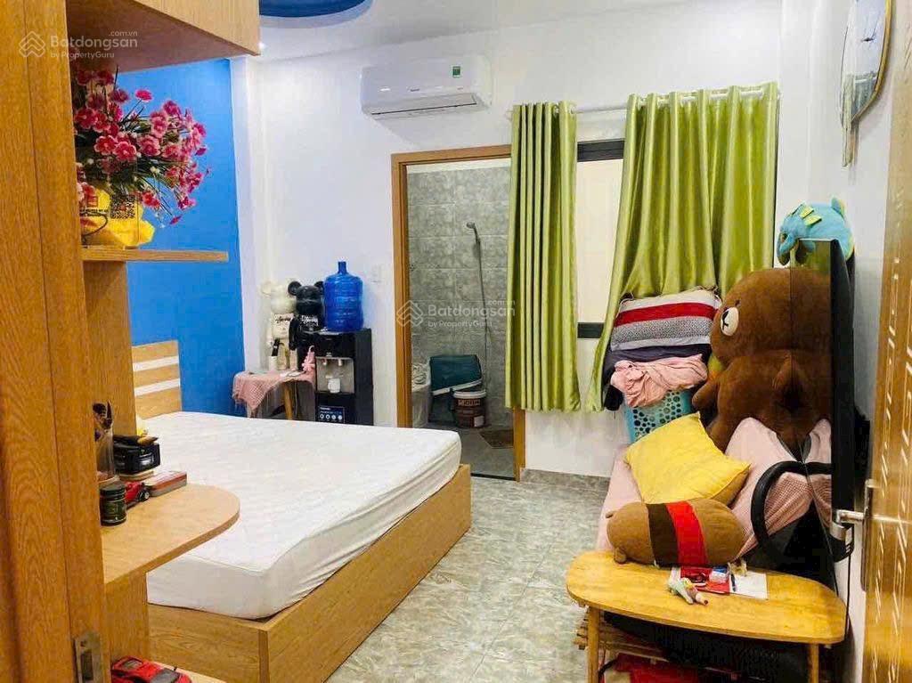Nhà đẹp khu phân lô gò dầu tân quý 4x14m sổ vuông a4, đẹp không lỗi phong thủy