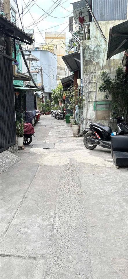 Bán đất tặng nhà 5.20 *16 cực hiếm kg lỗi kh phanm chỉ 5.3 tỷ