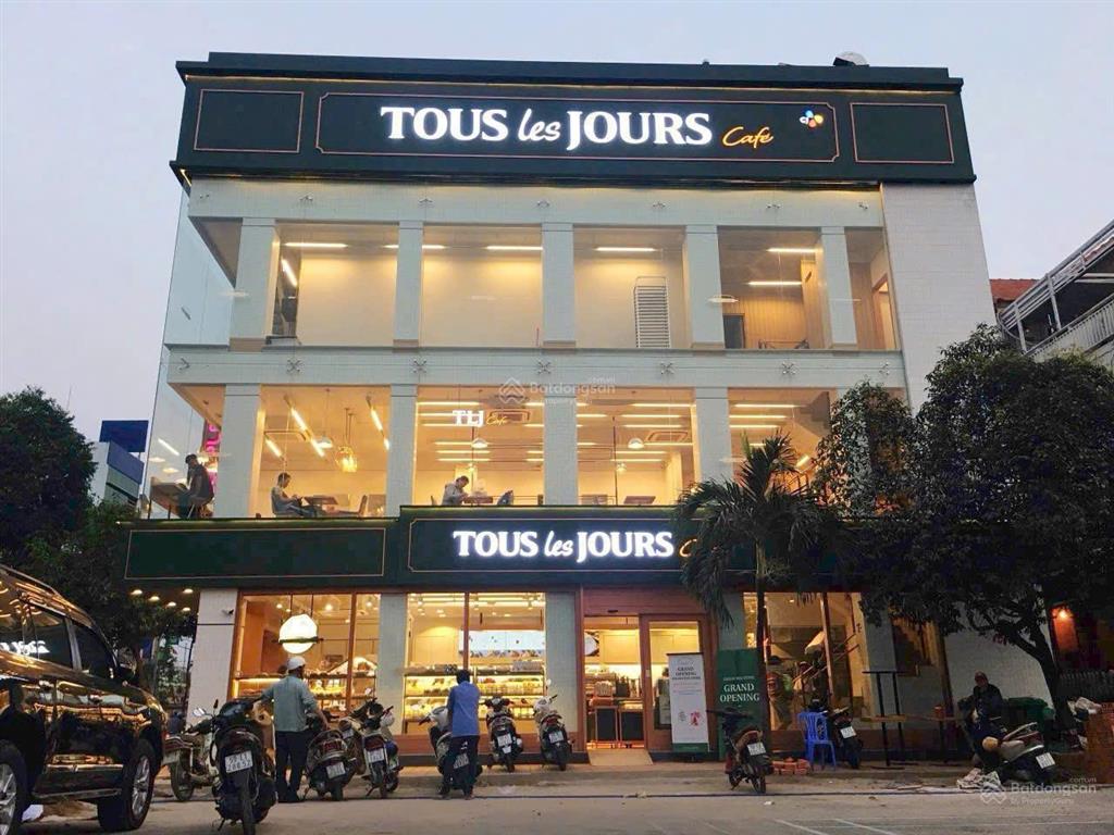 Bán nhà bề ngang lớn mặt tiền nguyễn trọng tuyển| dt 220m2(12x20m)| 4 tầng| hđt 120tr/th| giá 38tỷ