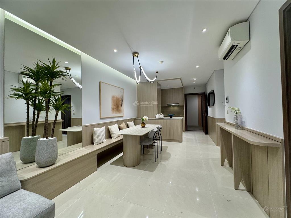 Căn hộ 2pn 86m2 sẵn nội thất chỉ cần xách vali vào ở, phù hợp cho gia đình trẻ cho con đi học