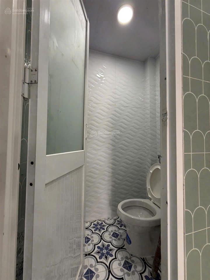 Cho thuê nhà thiết kế hiện đại  hẻm 183, tân hoà đông, p14, q6