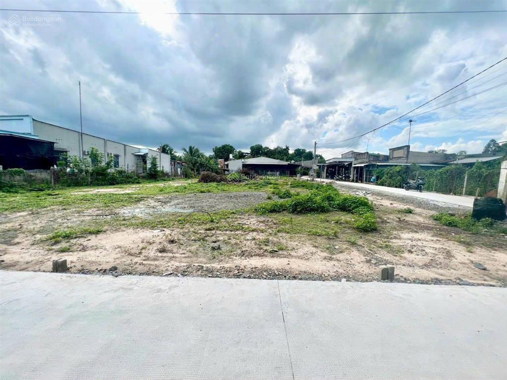 Bán lô đất 96m2 đường nguyễn trọng cát, gần chợ trảng bàng 400 triệu
