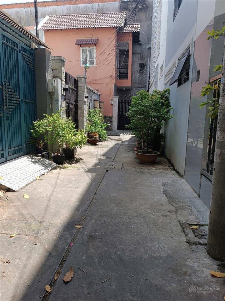 Bán nhà 1/ hẻm ngắn gò dầu, cách mặt tiền chỉ vài căn