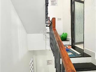 Cần bán gấp nhà mt đường 12m ngay độc lập, 5 tầng giá chỉ 9.5 tỷ tl