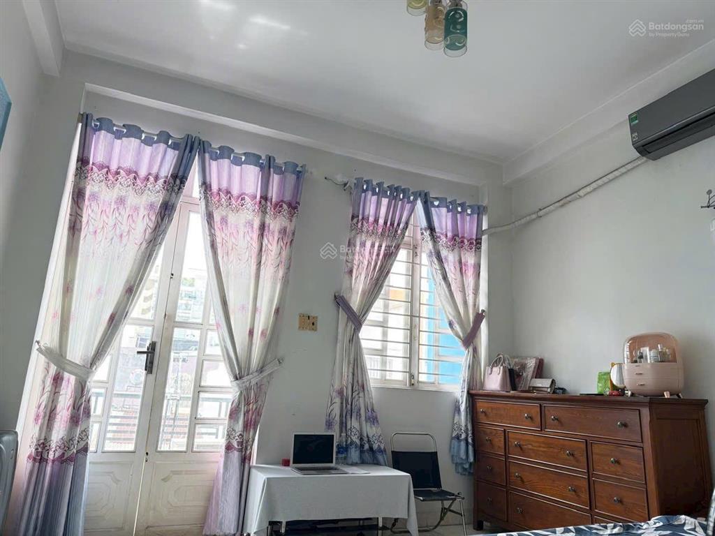 1/ ngay chợ tân hương, 5x20m, 1 lửng 3 lầu, sân thượng, có thang máy trong nhà!!
