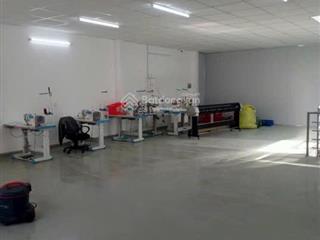 Nhà nhà ngay chợ tân hương, 8x19m 3 tầng giá chỉ 9.8 tỷ tl