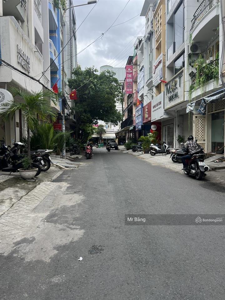Chủ cần bán gấp lô đất có nhà xưỡng nhỏ,dt 893 full thổ