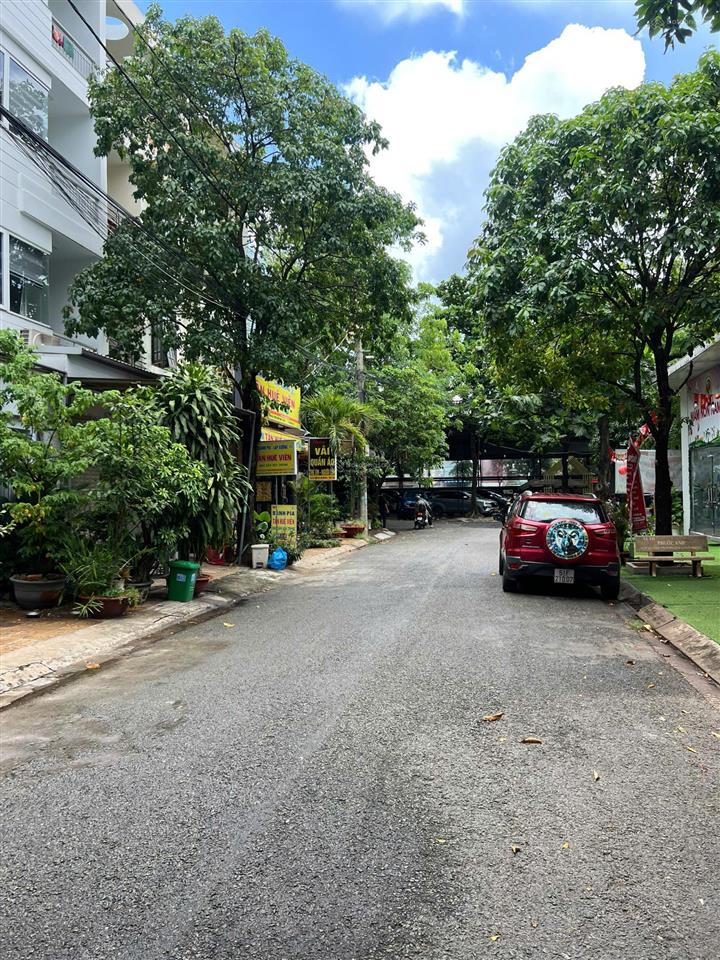 Cho thuê nhà làm văn phòng công ty, 30 triệu/tháng, p. phước long b, q9, hcm