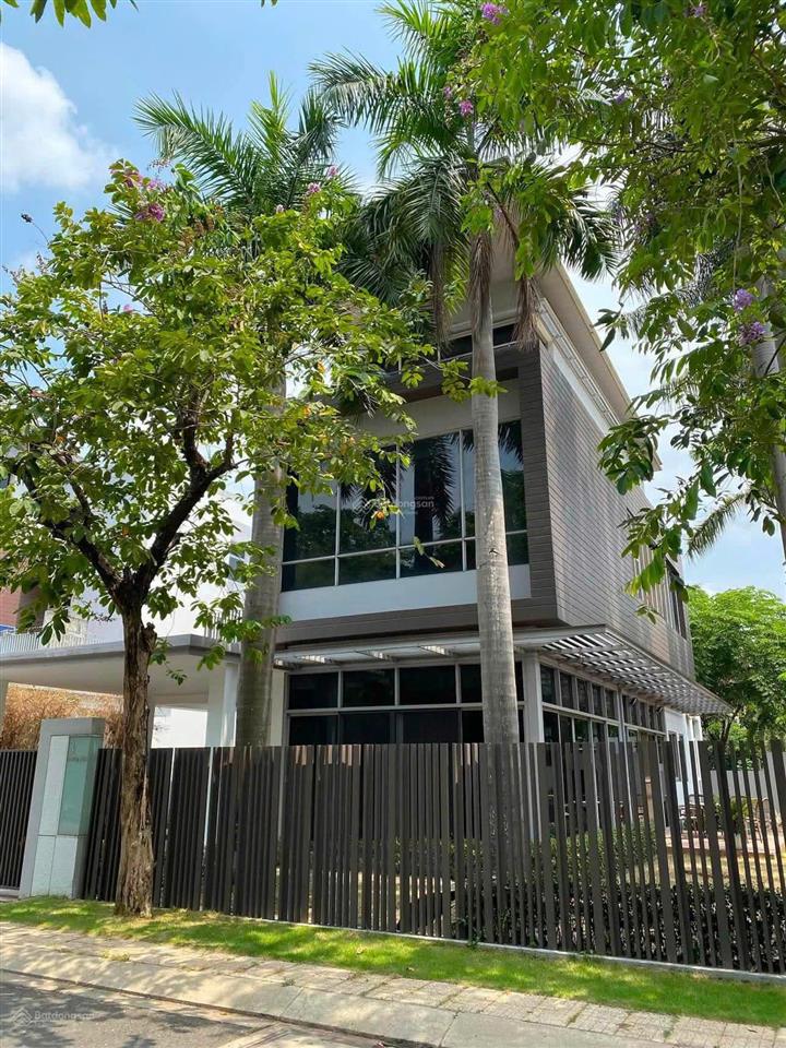 Bán biệt thự riviera cove, hai mặt tiền trước sau, dt 495m2 giá 55 tỷ thương lượng