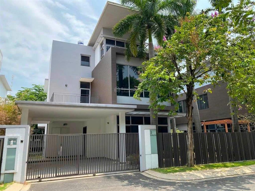 Bán biệt thự riviera cove, hai mặt tiền trước sau, dt 495m2 giá 55 tỷ thương lượng