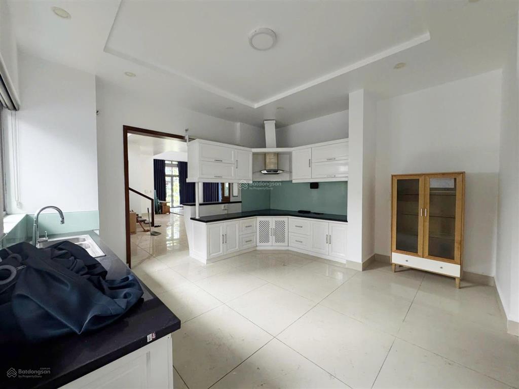 Bán biệt thự riviera cove, hai mặt tiền trước sau, dt 495m2 giá 55 tỷ thương lượng