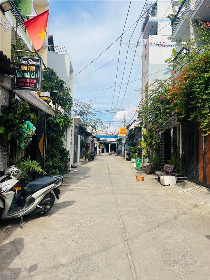 Bán nhà đường gò xoài hẻm rộng 8m xe hơi vào nhà