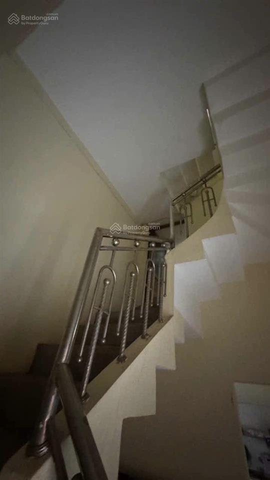 Bán nhà riêng tại đồng kỵ 3 tầng, 3 tỷ, 100m2, 3pn + 2wc + bếp, pháp lý đầy đủ