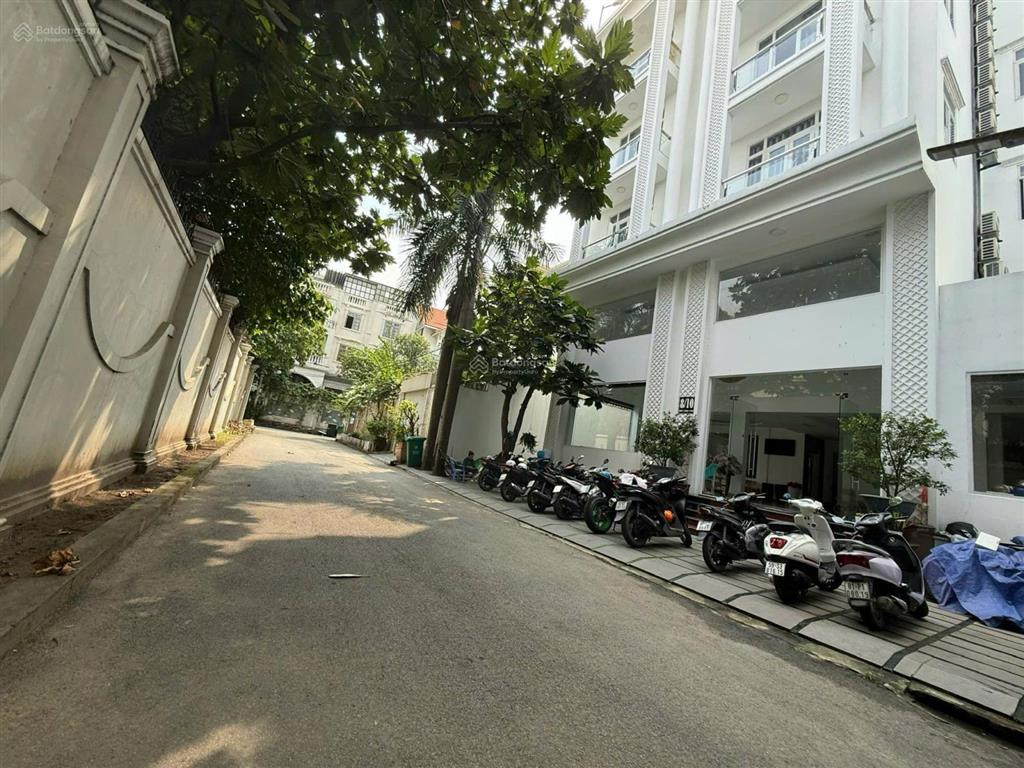 Lô đất xây cao tầng! giá cực rẻ, nhỉnh 130tr/m2 (12m x 30m) gần mt trần não