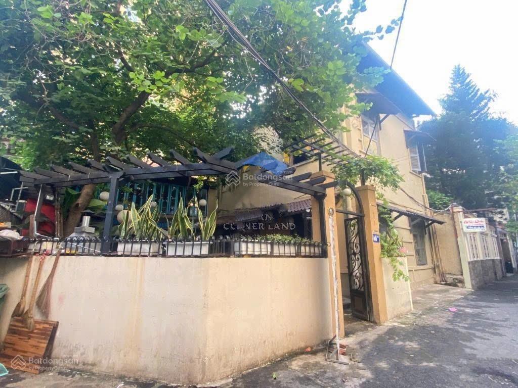 Giảm giá 50%! bán gấp biệt thự 2mt gần hồ con rùa  p. 6, quận 3